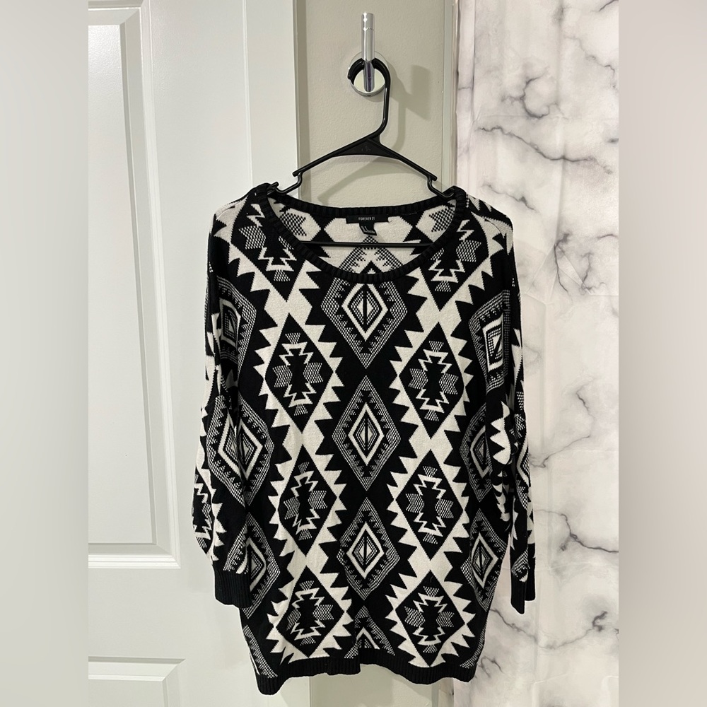 Forever 21 Black and White Tribal Sweater